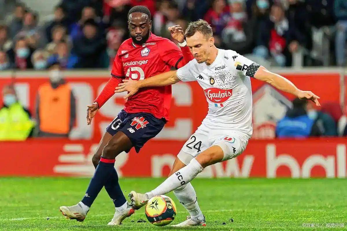 甘冈队在比赛中表现出色，击败斯特拉斯堡队(甘冈队在比赛中表现出色,击败斯特拉斯堡队的是谁)