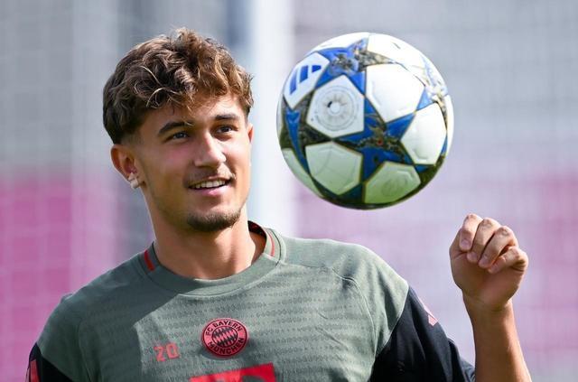 关于沙尔克主场水货，遗憾无缘欧冠半决赛，球迷痛心的信息