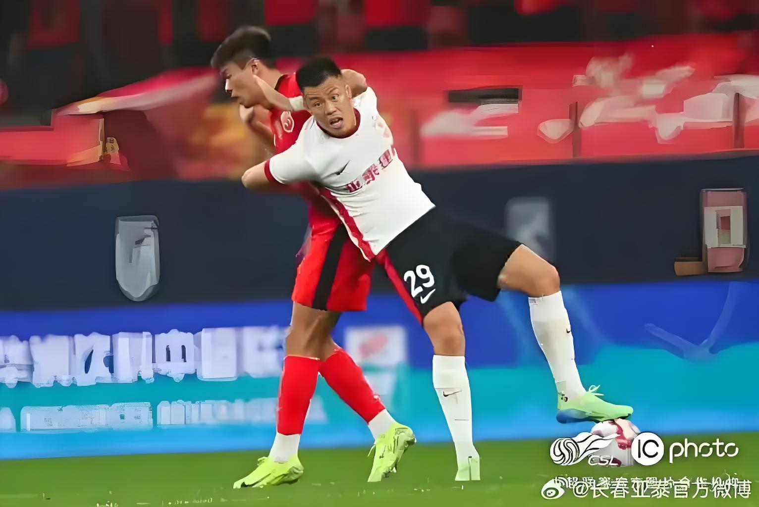 关于长春亚泰客场大捷，继续保持不败纪录的信息